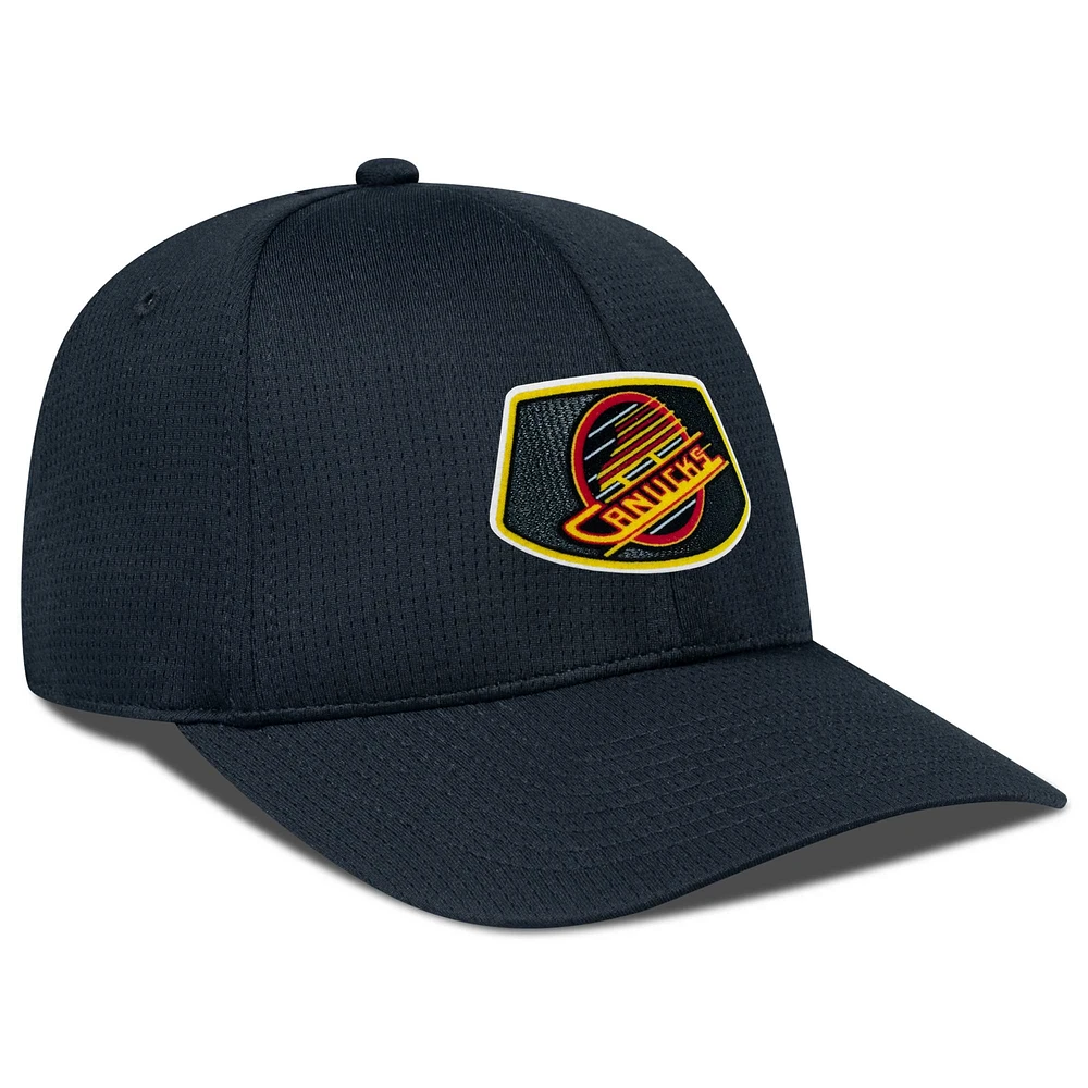 Casquette ajustable Skylight Zephyr noire pour homme des Vancouver Canucks de Levelwear