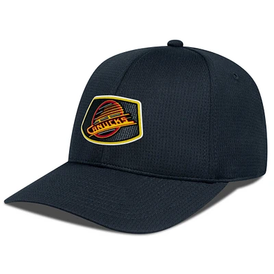 Casquette ajustable Skylight Zephyr noire pour homme des Vancouver Canucks de Levelwear