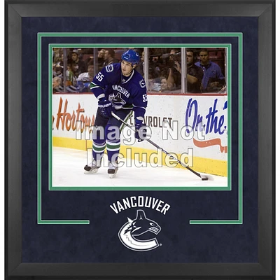 Vancouver Canucks Deluxe 16" x 20" Horizontal Photograph Frame