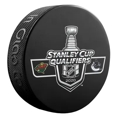 Brayden Point Tampa Bay Lightning Fanatics Authentic Autographed 2021  Stanley Cup Champions Logo Hockey Puck with 2021 SC CHAMPS'' Inscription