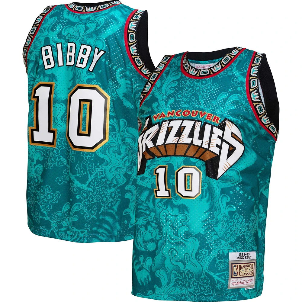 Hommes Mitchell & Ness Mike Bibby White Vancouver Grizzlies 1998/99 Hardwood Classics Lunar New Year - Maillot Swingman