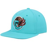 Men's Mitchell & Ness Turquoise Vancouver Grizzlies Hardwood Classics Team Ground 2.0 Snapback Hat