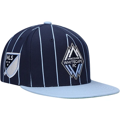 Casquette pour homme Mitchell & Ness Navy Vancouver Whitecaps FC Team Pin Snapback