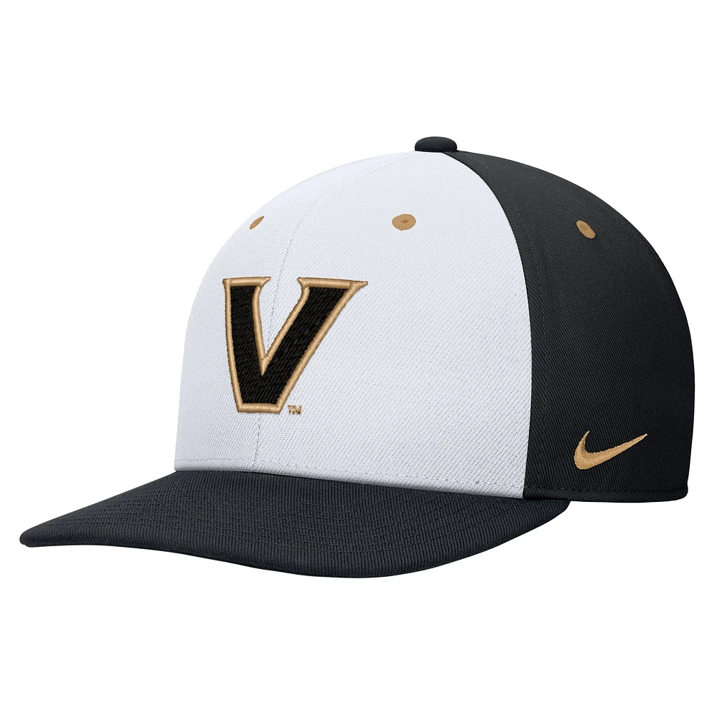 Men's Nike White/Black Vanderbilt Commodores Pro Performance Snapback Hat