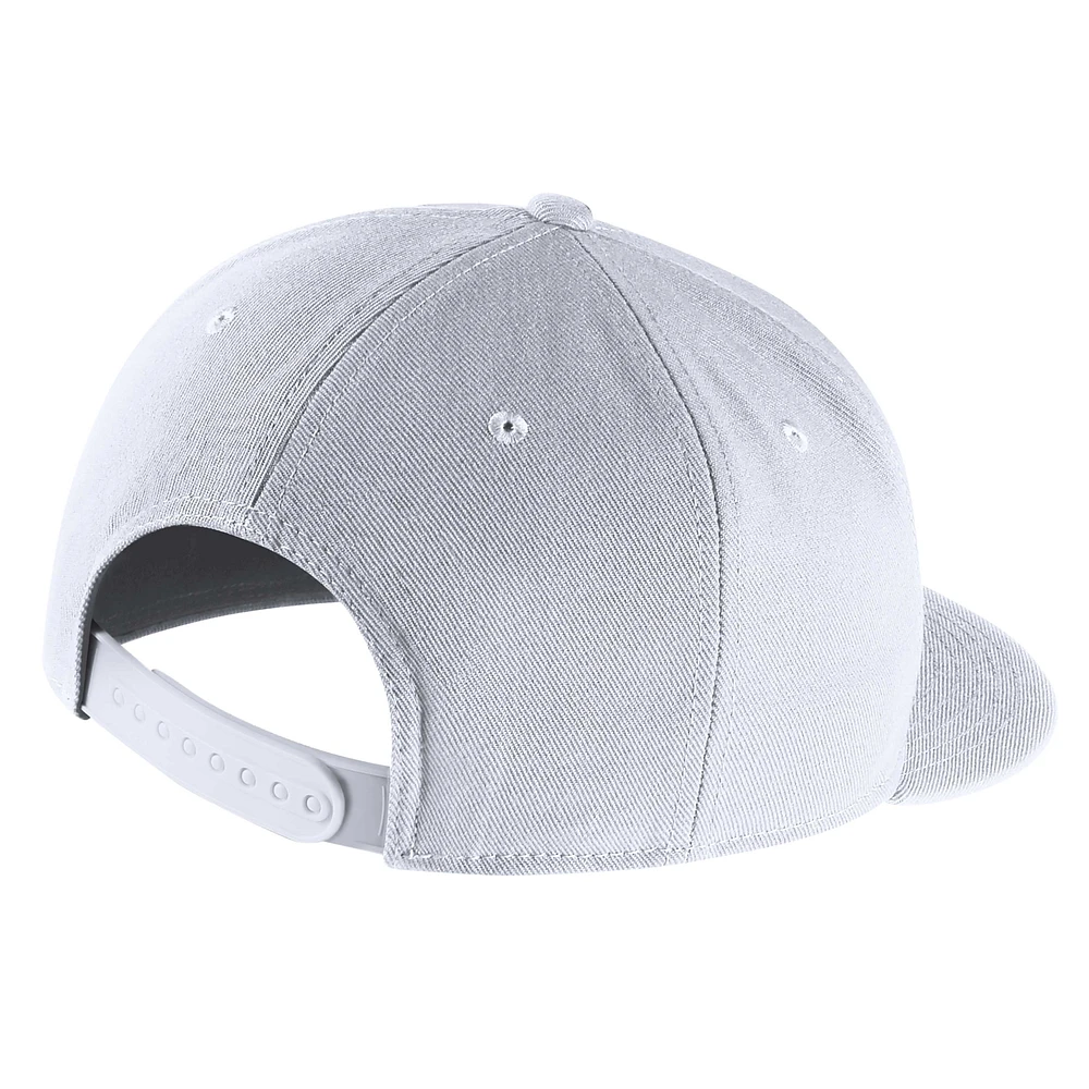 Casquette Snapback Nike Vanderbilt Commodores Vault Pro pour homme blanche