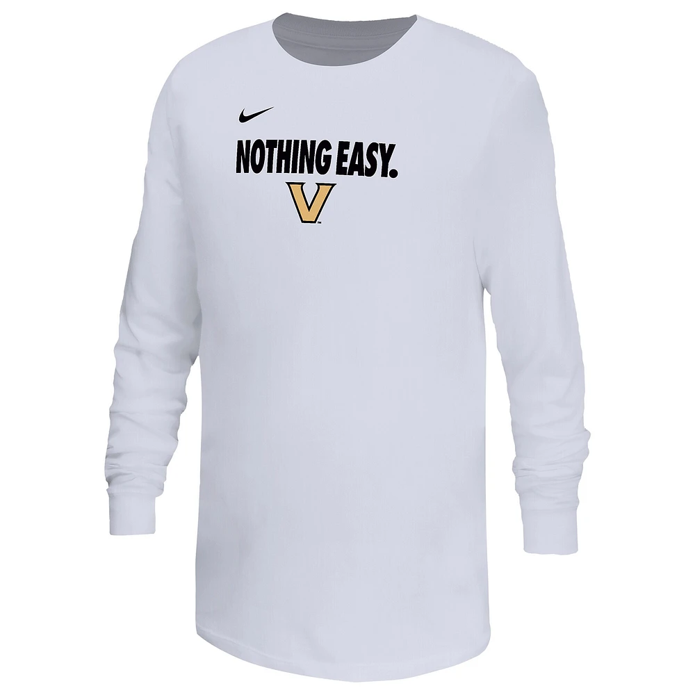 T-shirt à manches longues Nike blanc Vanderbilt Commodores 2025 On-Court Bench pour jeunes