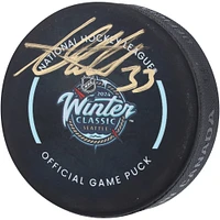 Rondelle de jeu officielle autographiée par Adin Hill Vegas Golden Knights pour la Classique d'hiver 2024