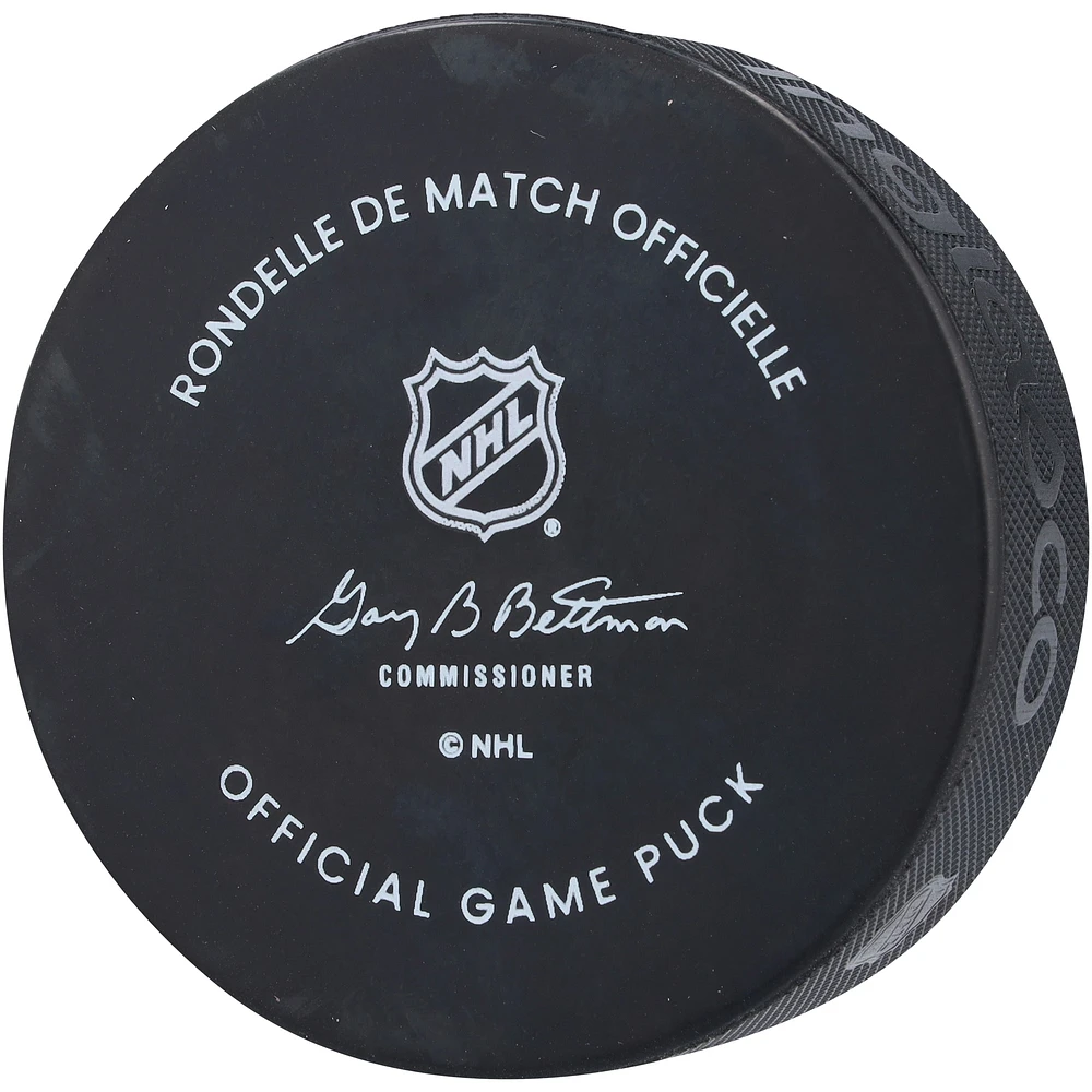 Rondelle de jeu officielle autographiée par Adin Hill Vegas Golden Knights pour la Classique d'hiver 2024