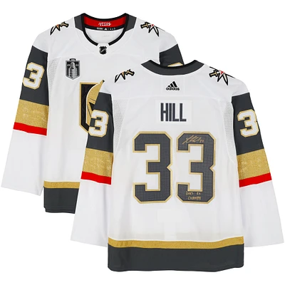 Maillot adidas authentique blanc autographié par Adin Hill Vegas Golden Knights et écusson de la finale de la Coupe Stanley 2023 avec l'inscription « 2023 SC Champs »