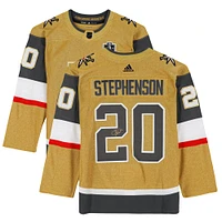Maillot Adidas authentique doré autographié par Chandler Stephenson des Vegas Golden Knights, champions de la Coupe Stanley 2023, avec écusson de la Coupe Stanley