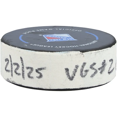Rondelle de but utilisée par Jack Eichel des Golden Knights de Vegas contre les Rangers de New York le 2 février 2025 - Deuxième de deux buts marqués