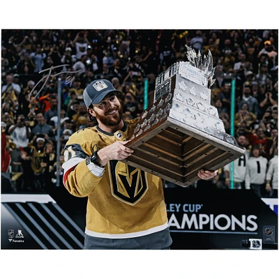 Photographie autographiée de Jonathan Marchessault des Golden Knights de Vegas, champions de la Coupe Stanley 2023, 16" x 20" Raising Conn Smythe