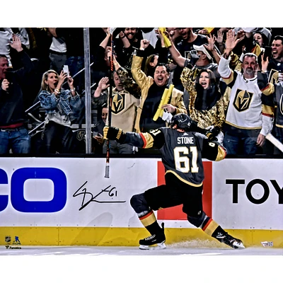 Mark Stone Vegas Golden Knights Photographie dédicacée de célébration de but 16" x 20"