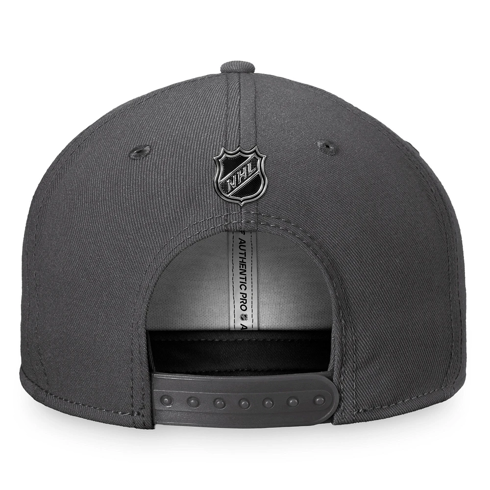 Camp d'entraînement Fanatics Black Vegas Golden Knights 2022 pour hommes - Casquette Snapback Pro authentique