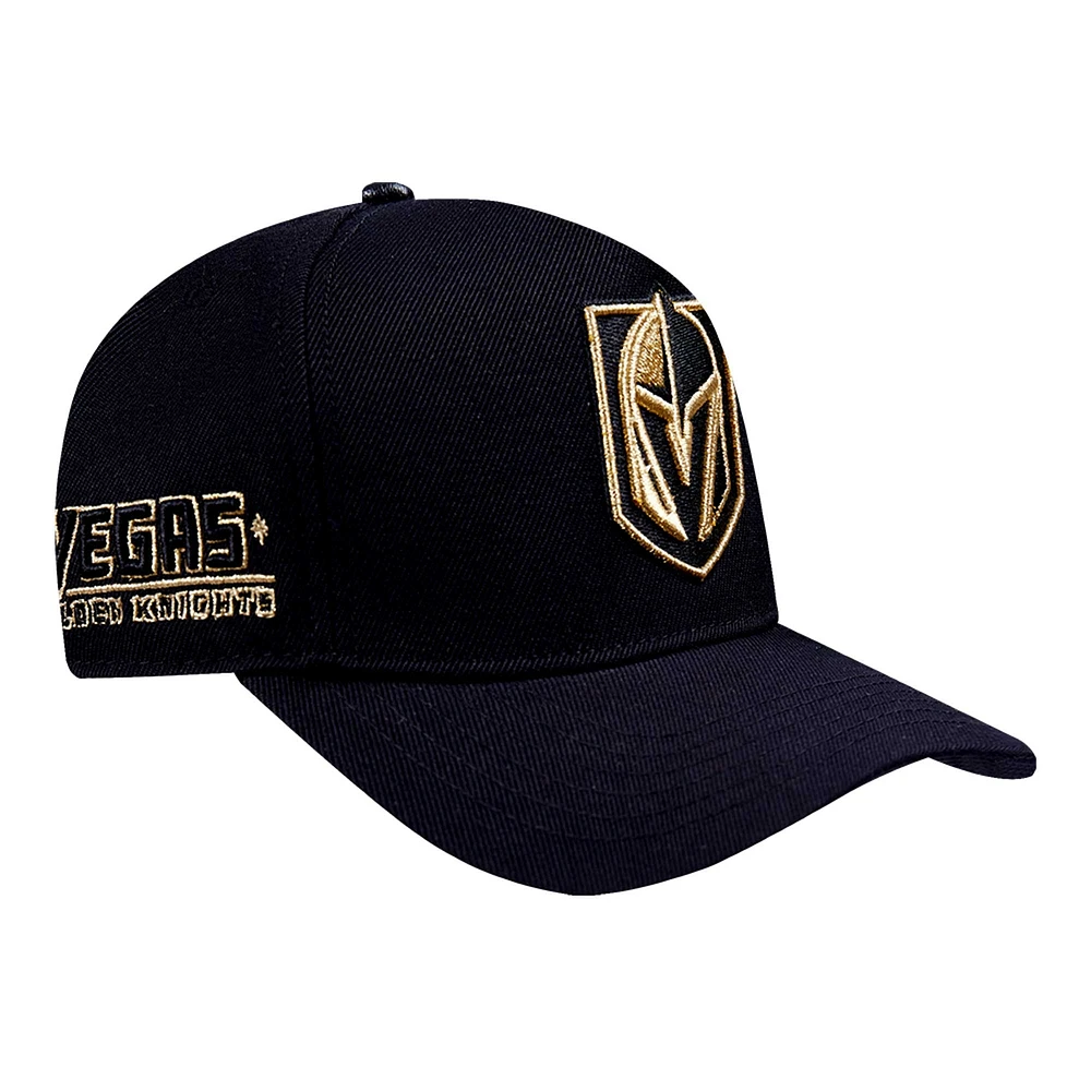 Casquette ajustable à pincement sur le devant avec logo métallique Pro Standard Black Vegas Golden Knights pour homme