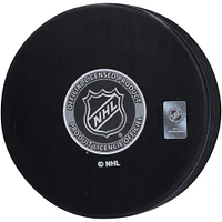 Rondelle de hockey autographiée par William Carrier des Golden Knights de Vegas