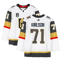 Maillot authentique Adidas blanc autographié par William Karlsson Vegas Golden Knights avec écusson de la finale de la Coupe Stanley 2023