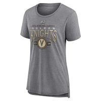 T-shirt tri-mélange vieilli classique d'hiver de la LNH Fanatics Heather Grey Vegas Golden Knights 2024 pour femmes