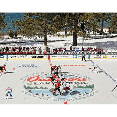 Vegas Golden Knights contre Colorado Avalanche, match non signé 2021 en extérieur au lac Tahoe, photographie aérienne