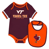 Ensemble body et bavoir pour nouveau-né bébé Colosseum Maroon Virginia Tech Hokies