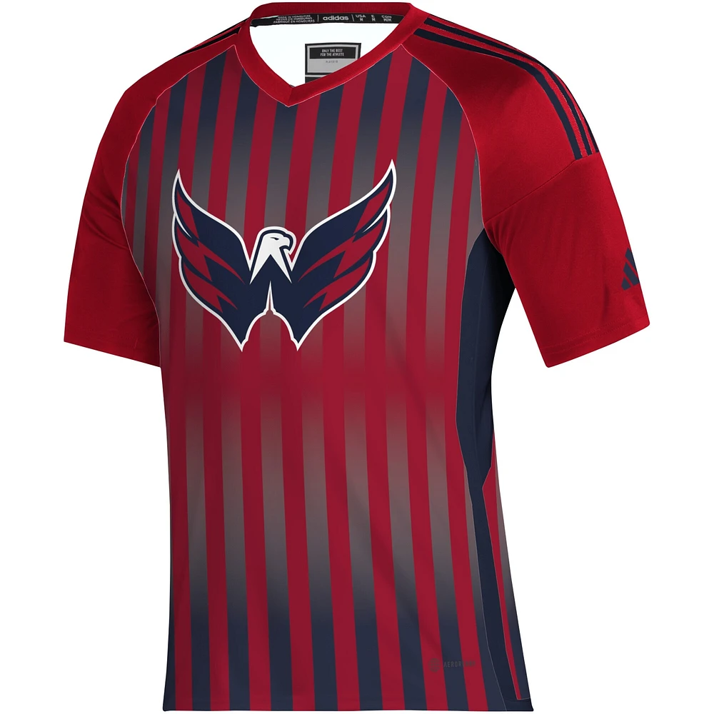 Haut de football raglan AEROREADY rouge des Capitals Washington pour hommes adidas