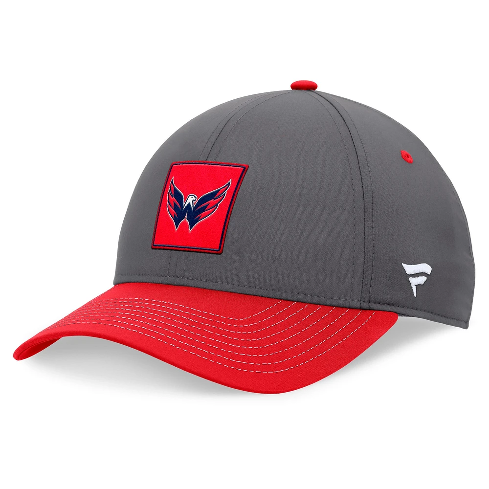 Casquette réglable pour vestiaire des séries éliminatoires de la Coupe Stanley 2024, gris/rouge, de marque Fanatics pour hommes, des Capitals de Washington