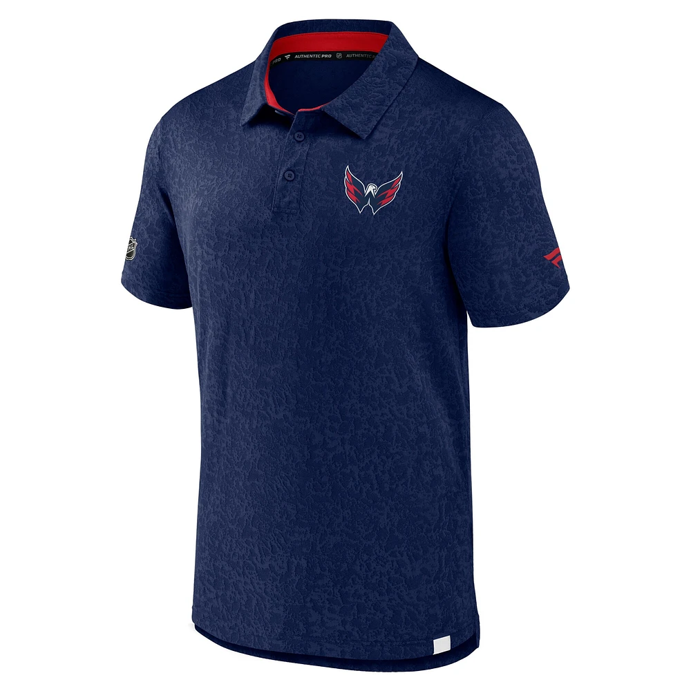 Polo en jacquard Authentic Pro bleu marine pour homme des Washington Capitals Fanatics