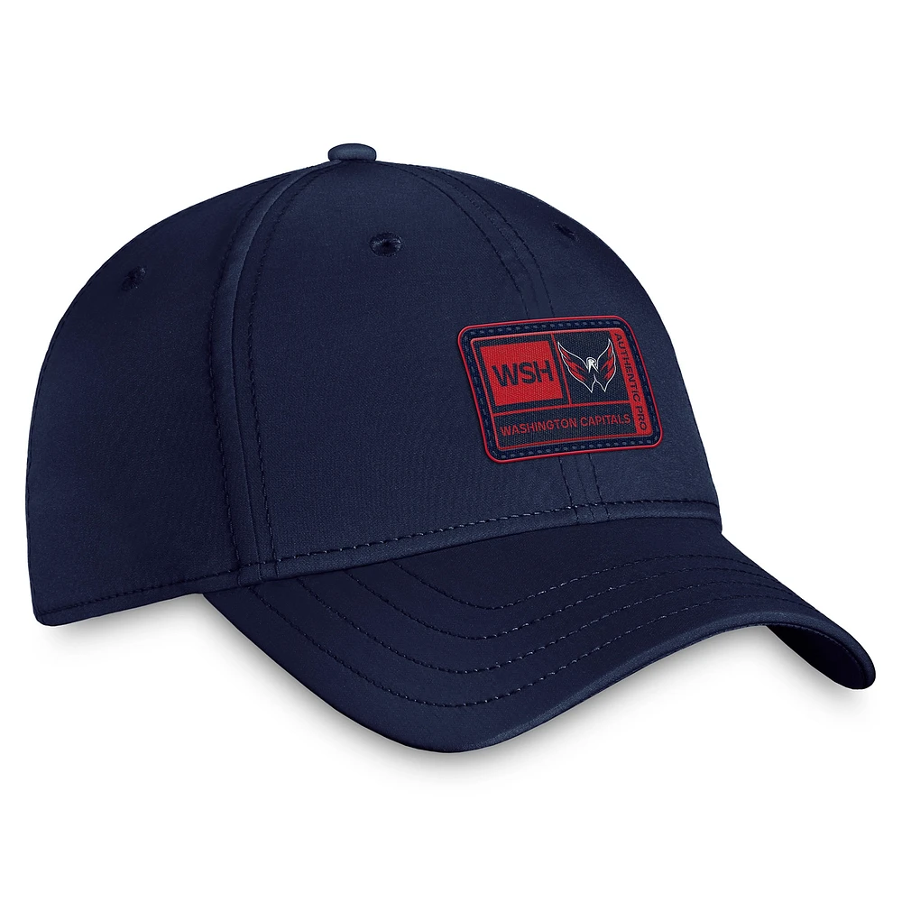 Casquette Flex authentique Pro Training Camp des Washington Capitals Fanatics pour hommes, bleu marine