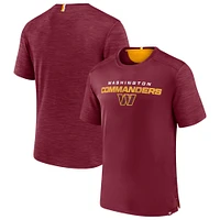 T-shirt Fanatics bordeaux Washington Commanders Defender Evo pour hommes