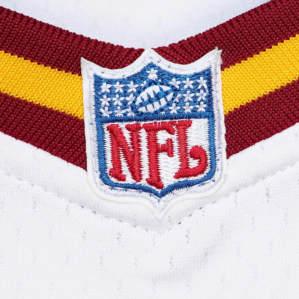 Sweat à capuche pour homme Mitchell & Ness Sean Taylor White Washington Commanders Player Name Number Legacy Jersey