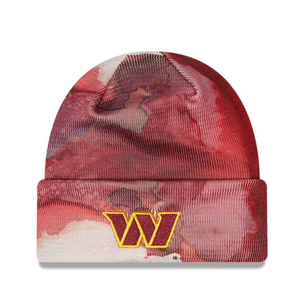 Men's New Era Burgundy Washington Commanders 2022 Sideline - Ink Dye Cuffed Knit Hat