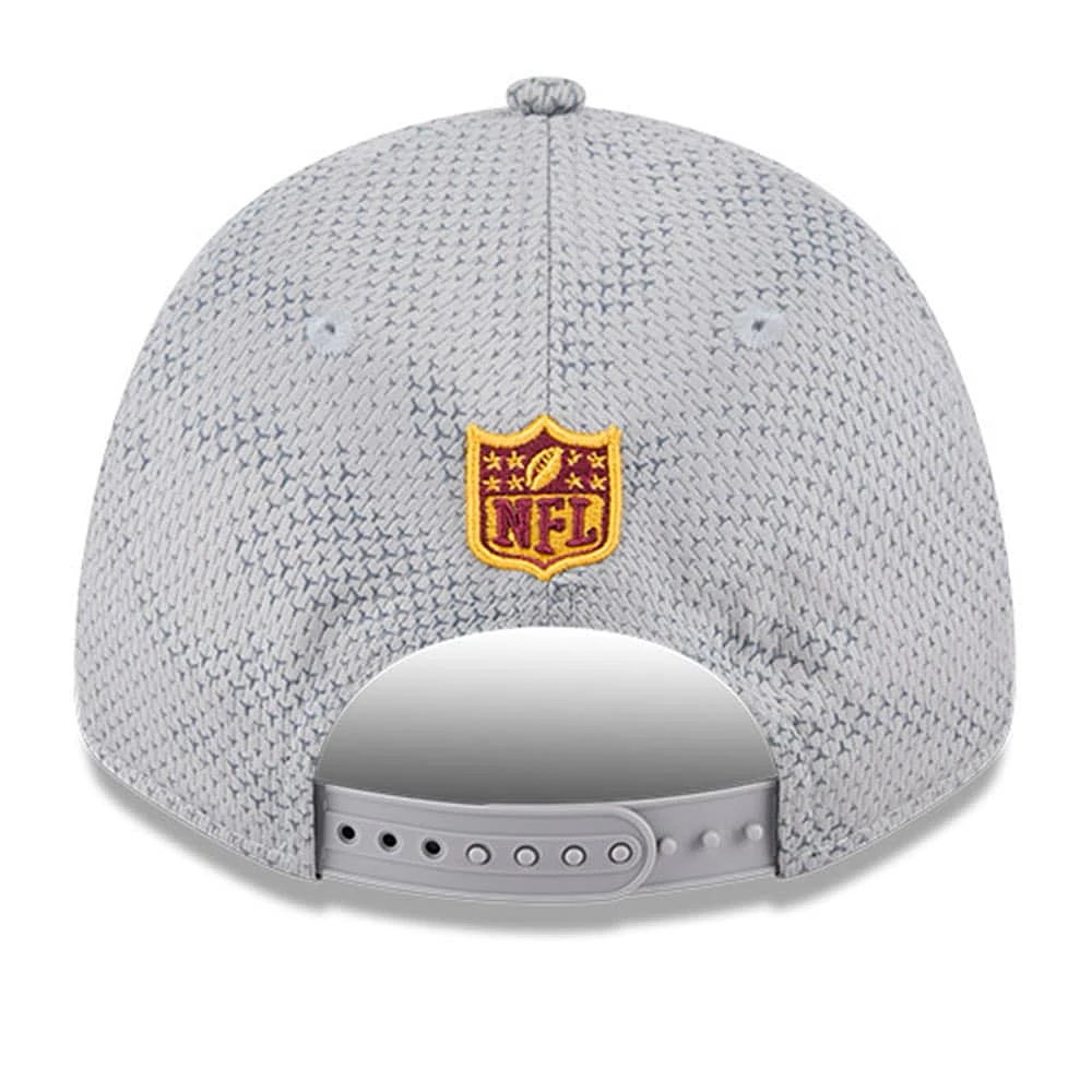 Men's New Era Gray Washington Commanders 2024 Sideline 9FORTY Stretch-Snap Hat