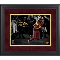 Photographie encadrée de 11" x 14 " de Terry McLaurin, commandants de Washington, signature en fac-similé