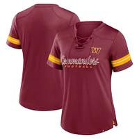 T-shirt à lacets Fanatics bordeaux Washington Commanders Play Script pour femmes