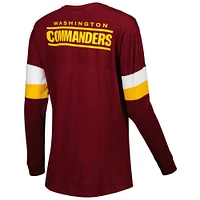 T-shirt à manches longues léger lacets Washington Commanders Athletic Varsity New Era pour femme, bourgogne