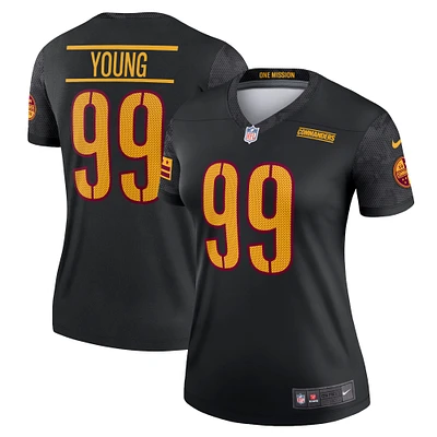 Haut de performance Nike Chase Young pour femme, noir, Washington Commanders Alternate Legend Player