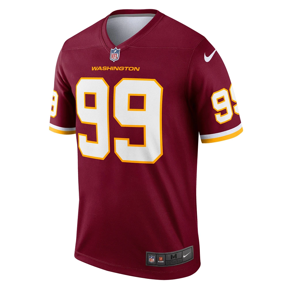 Haut Nike Chase Young Burgundy Washington Football Team Legend Player Performance pour homme