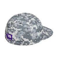Casquette de baseball ajustée à motif camouflage pour homme des Huskies Washington adidas On-Field