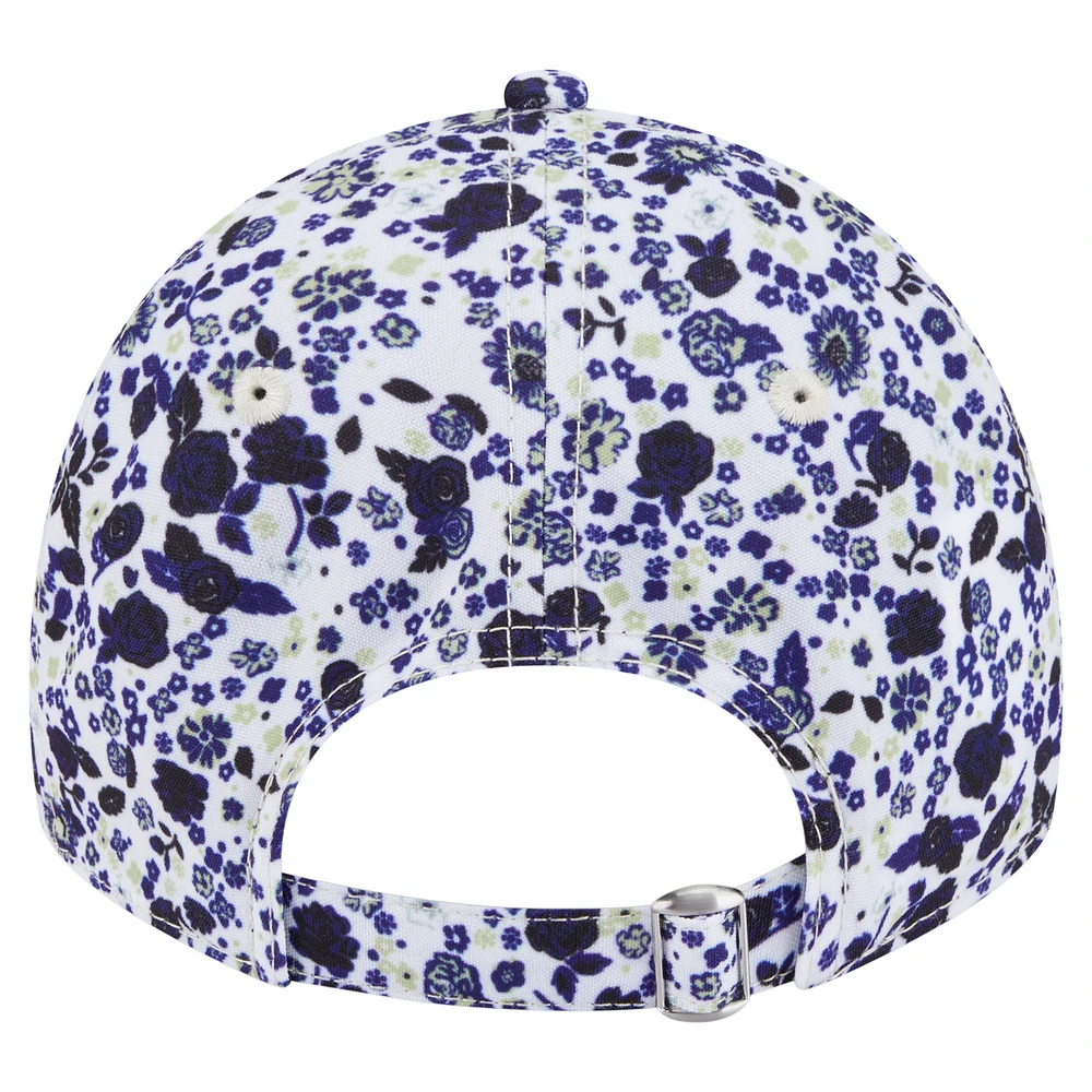 Women's New Era  White Washington Huskies Blooming 9TWENTY Adjustable Hat