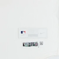 Maillot Nike blanc n° 2 de Luis García Jr., porté par les Nationals de Washington, lors du match contre les Phillies de Philadelphie, le 27 mars 2025