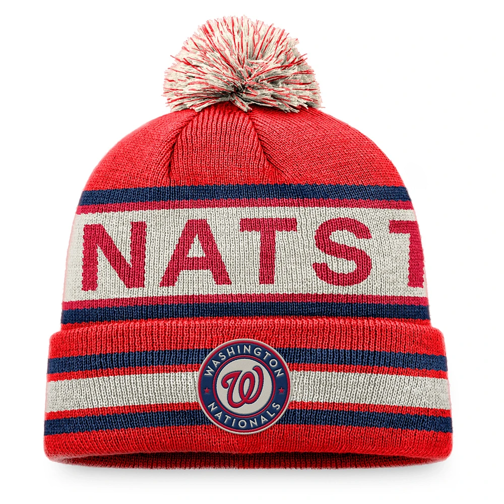 Bonnet en tricot à revers avec slogan de la ville natale des Nationals de Washington Fanatics rouge/naturel pour hommes avec pompon