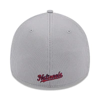 Men's New Era Gray Washington Nationals Active Pivot 39THIRTY Flex Hat