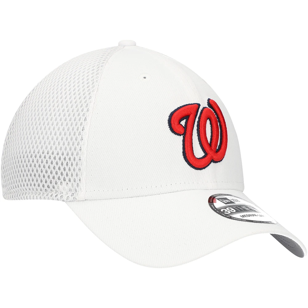 Casquette flexible REPREVE Neo 39THIRTY New Era pour hommes, Washington Nationals, blanche