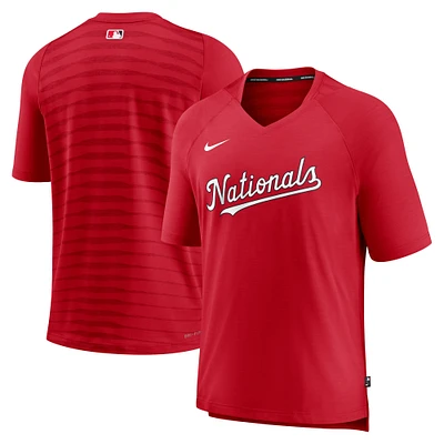 T-shirt à encolure en V Performance raglan d'avant-match des Nationals de Washington Nike rouge pour homme