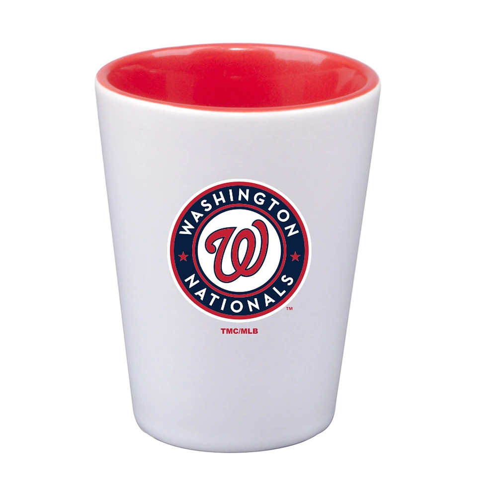 Nationals de Washington 2 oz. Tasse en céramique de couleur intérieure