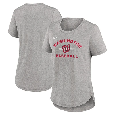 T-shirt Nike Heather Grey Washington Nationals Hot Prospect Tri-Blend pour femme