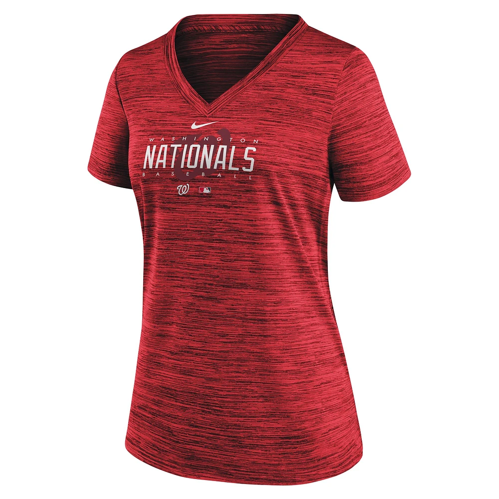 T-shirt à encolure en V Velocity Practice Performance Nike Nationals de Washington pour femme, rouge