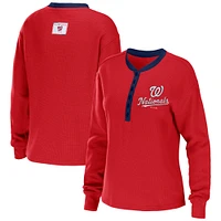 WEAR by Erin Andrews T-shirt rouge à manches longues Waffle Henley des Nationals de Washington pour femmes