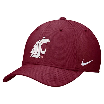 Casquette Nike Crimson Washington State Cougars 2024 Sideline Rise Swoosh Flex pour homme