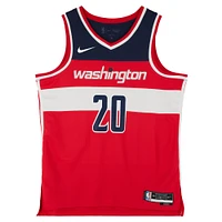 Maillot Swingman Nike Red Icon Edition autographié par Alexandre Sarr des Washington Wizards avec l'inscription « 2024 #2 Pick »